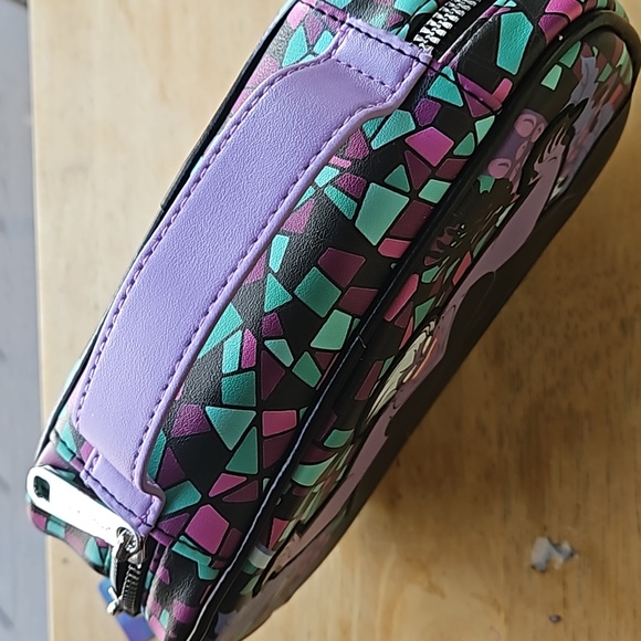 DISNEY URSULA COSMETIC CASE - Picture 6 of 13